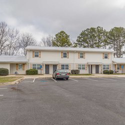 External view of The Savoy Apartments, located in Cartersville, GA