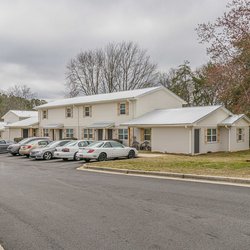 External view of The Savoy Apartments, located in Cartersville, GA