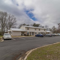 External view of The Savoy Apartments, located in Cartersville, GA