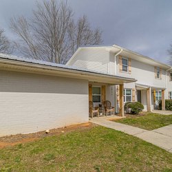 External view of The Savoy Apartments, located in Cartersville, GA