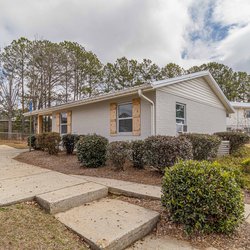 External view of The Savoy Apartments, located in Cartersville, GA